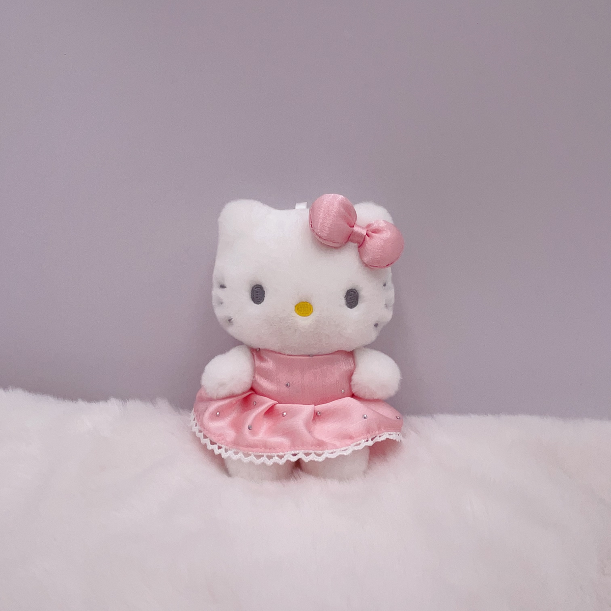 Keychain - 4-inch Sitting Hello Kitty
