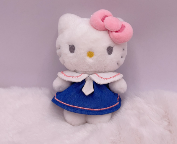 Keychain - 4-inch Sitting Hello Kitty